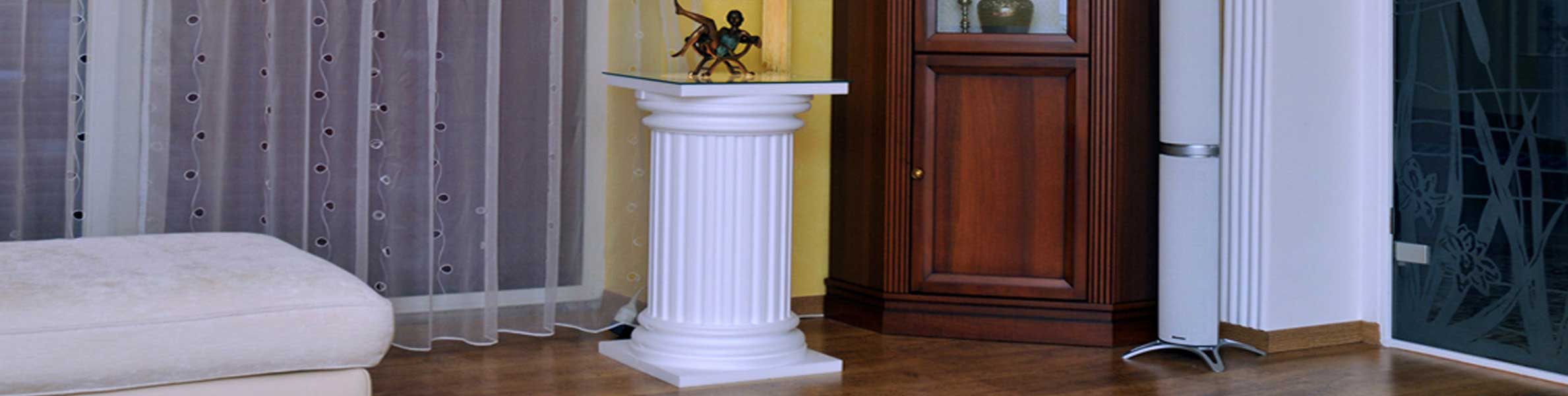 Betonsäulen mit Kapitell und Sockel Säulen Dekoration für Haus