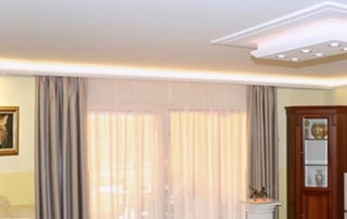 LEDs und Styropor-Stuck für das moderne Wohnambiente
